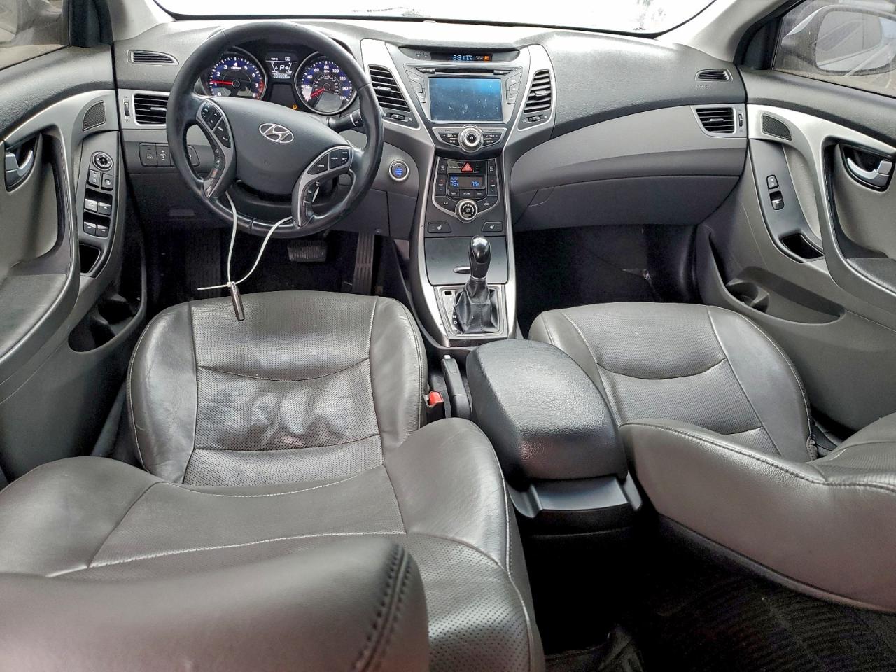 2015 HYUNDAI ELANTRA SE photo 8