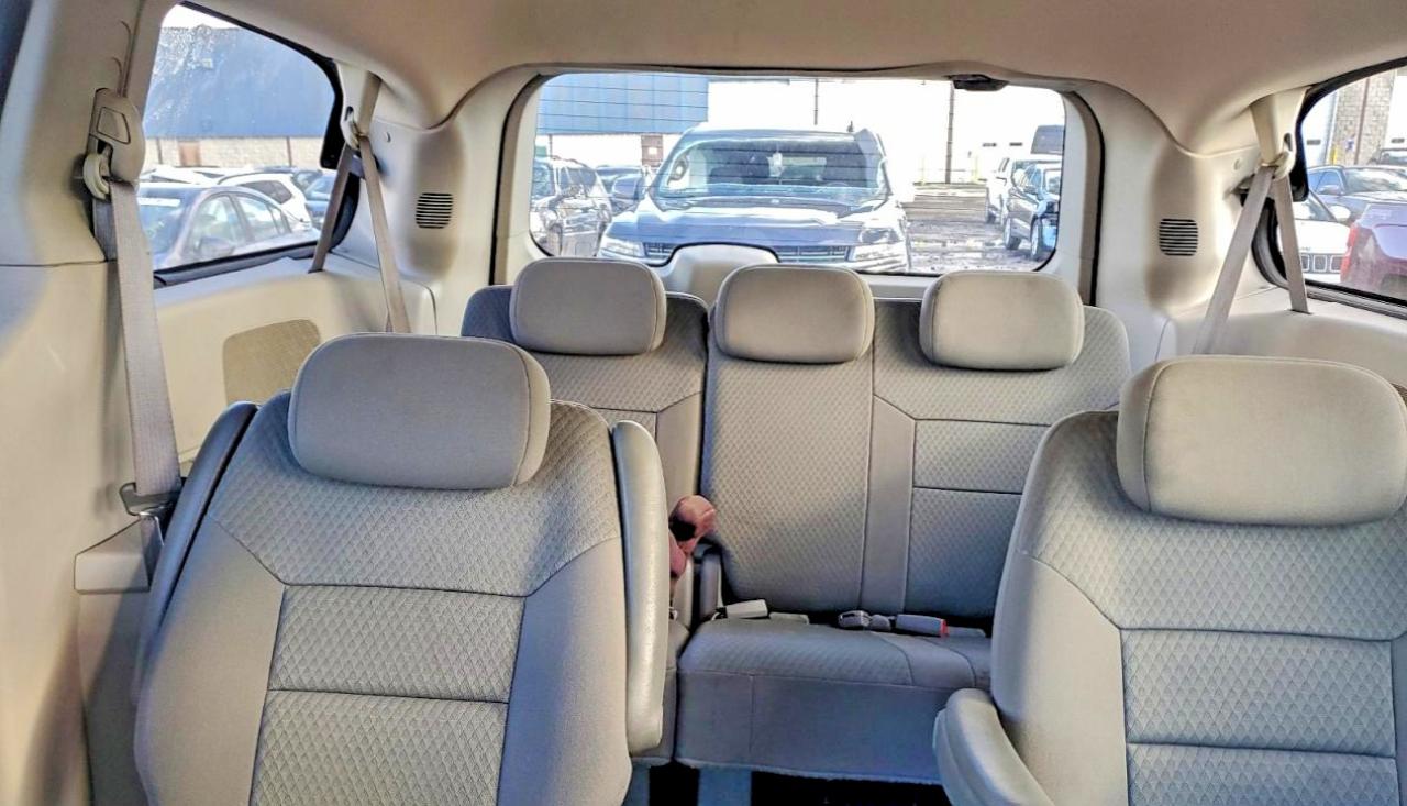 2010 DODGE GRAND CARAVAN SE photo 10