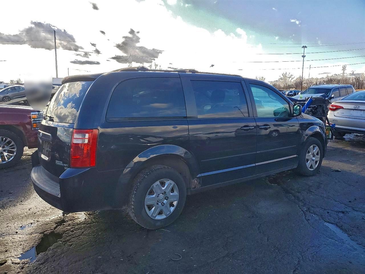 2010 DODGE GRAND CARAVAN SE photo 3