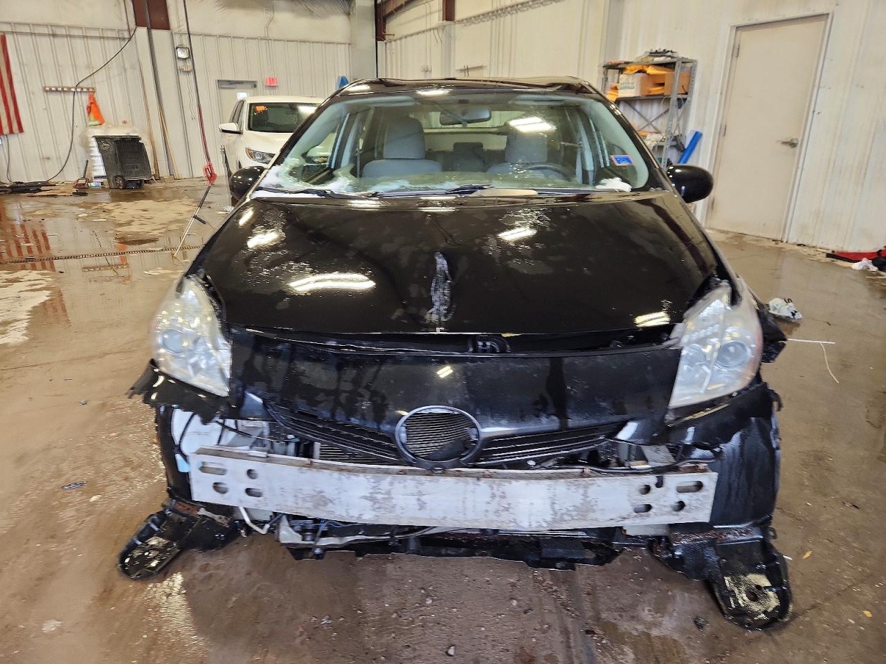 2013 TOYOTA PRIUS photo 5
