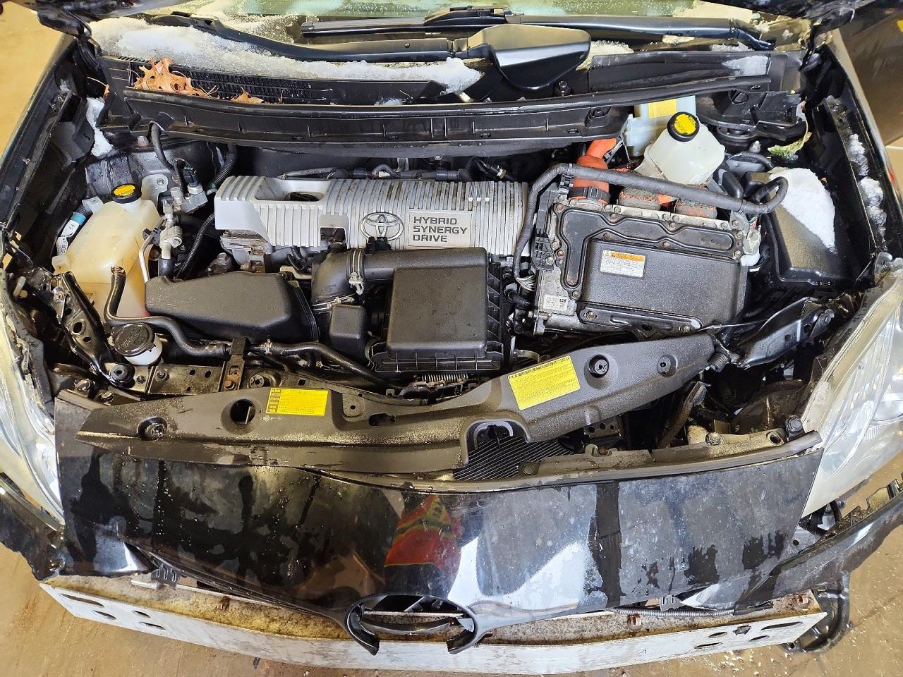 2013 TOYOTA PRIUS photo 11