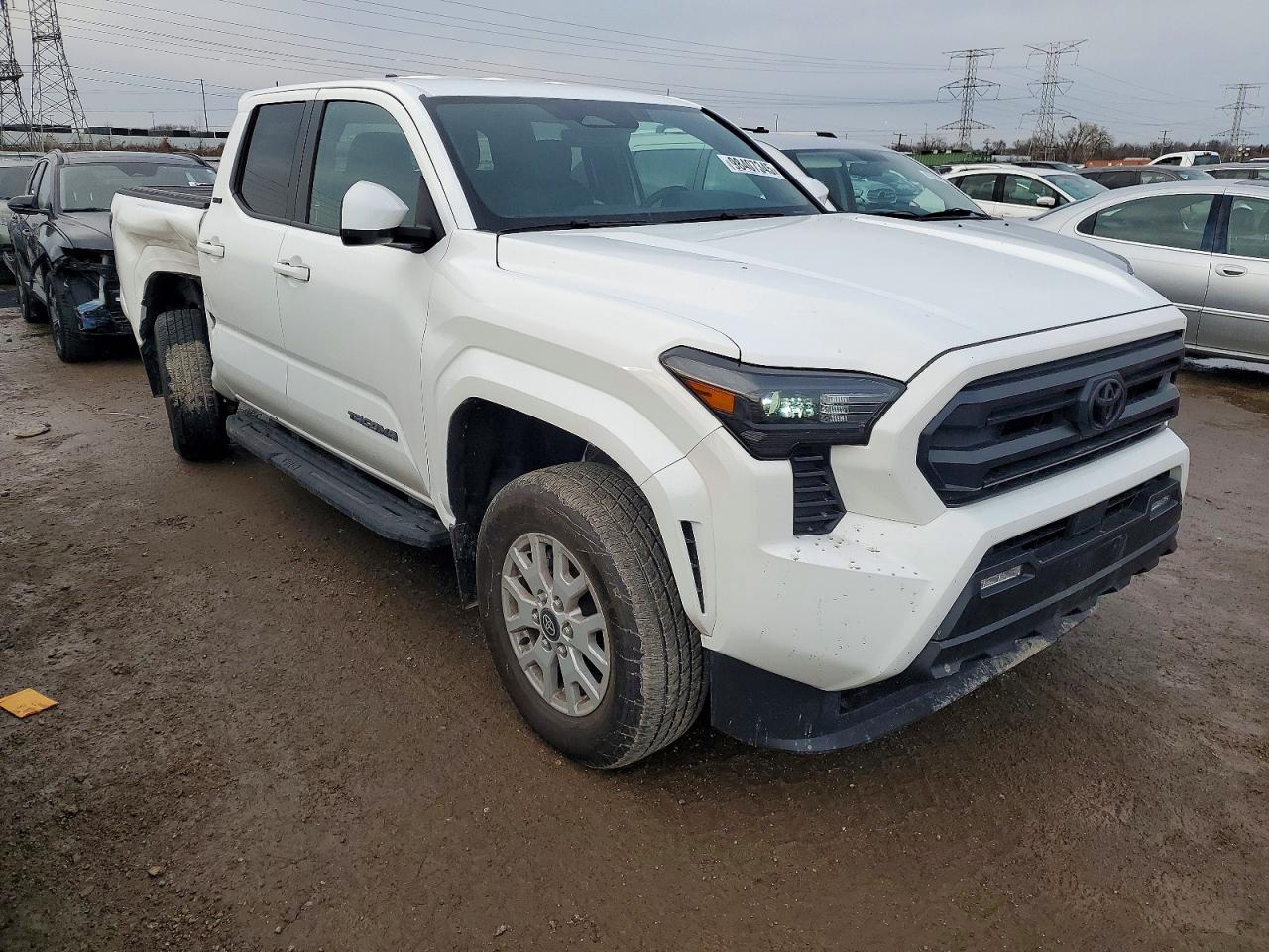 2024 TOYOTA TACOMA DOUBLE CAB photo 4