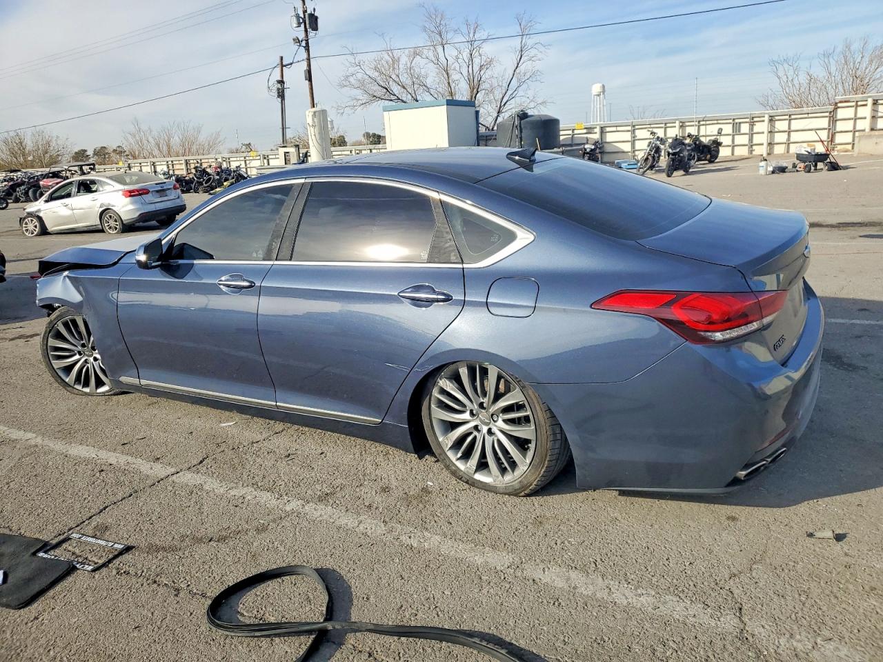 2015 HYUNDAI GENESIS 5.0L photo 2