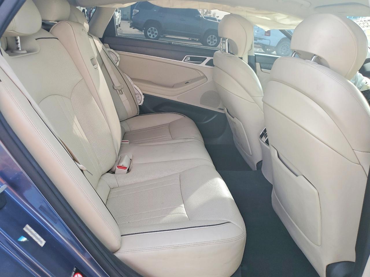 2015 HYUNDAI GENESIS 5.0L photo 10