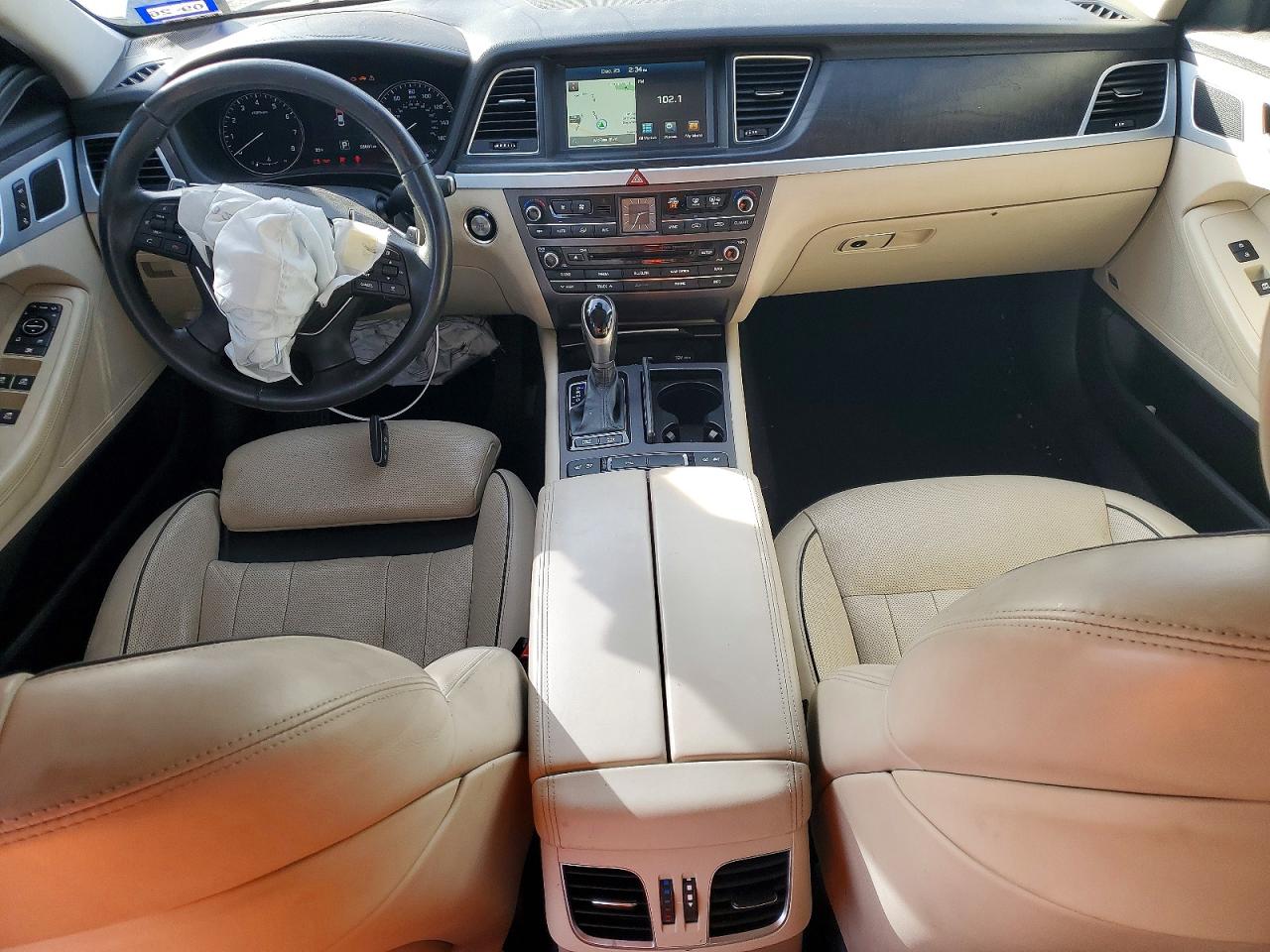 2015 HYUNDAI GENESIS 5.0L photo 8