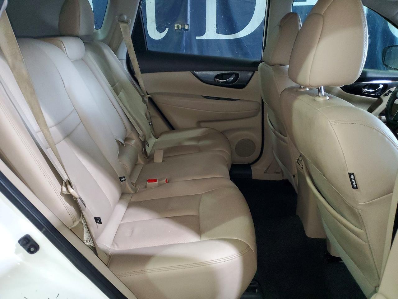 2016 NISSAN ROGUE S photo 11