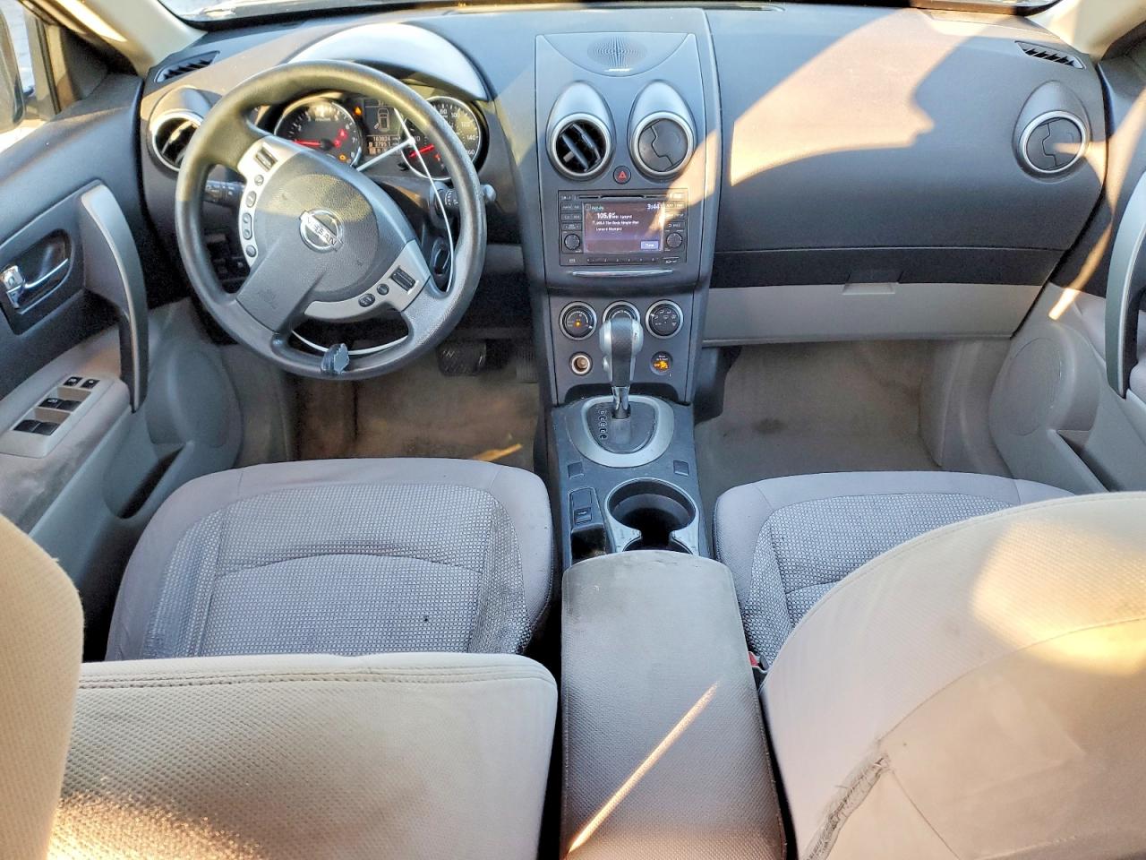 2013 NISSAN ROGUE S photo 8