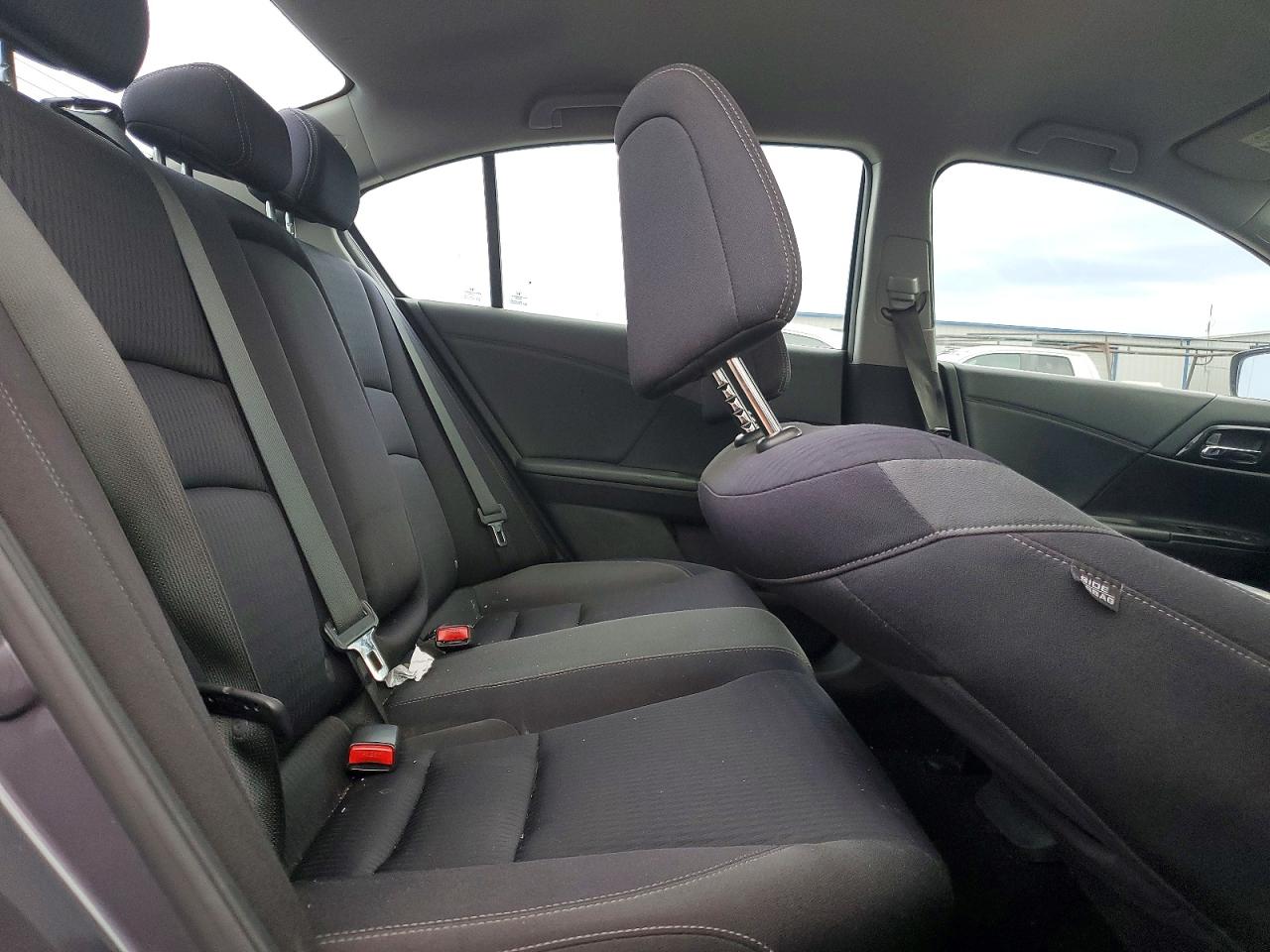 2015 HONDA ACCORD SPORT photo 28