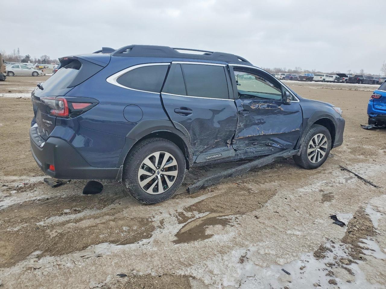 2025 SUBARU OUTBACK PREMIUM photo 3