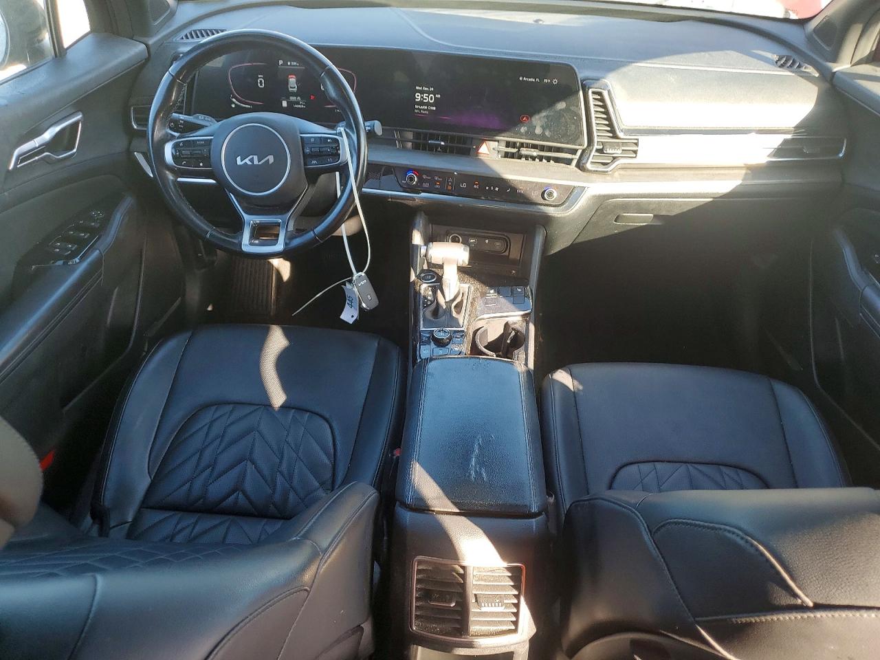 2023 KIA SPORTAGE X LINE photo 8