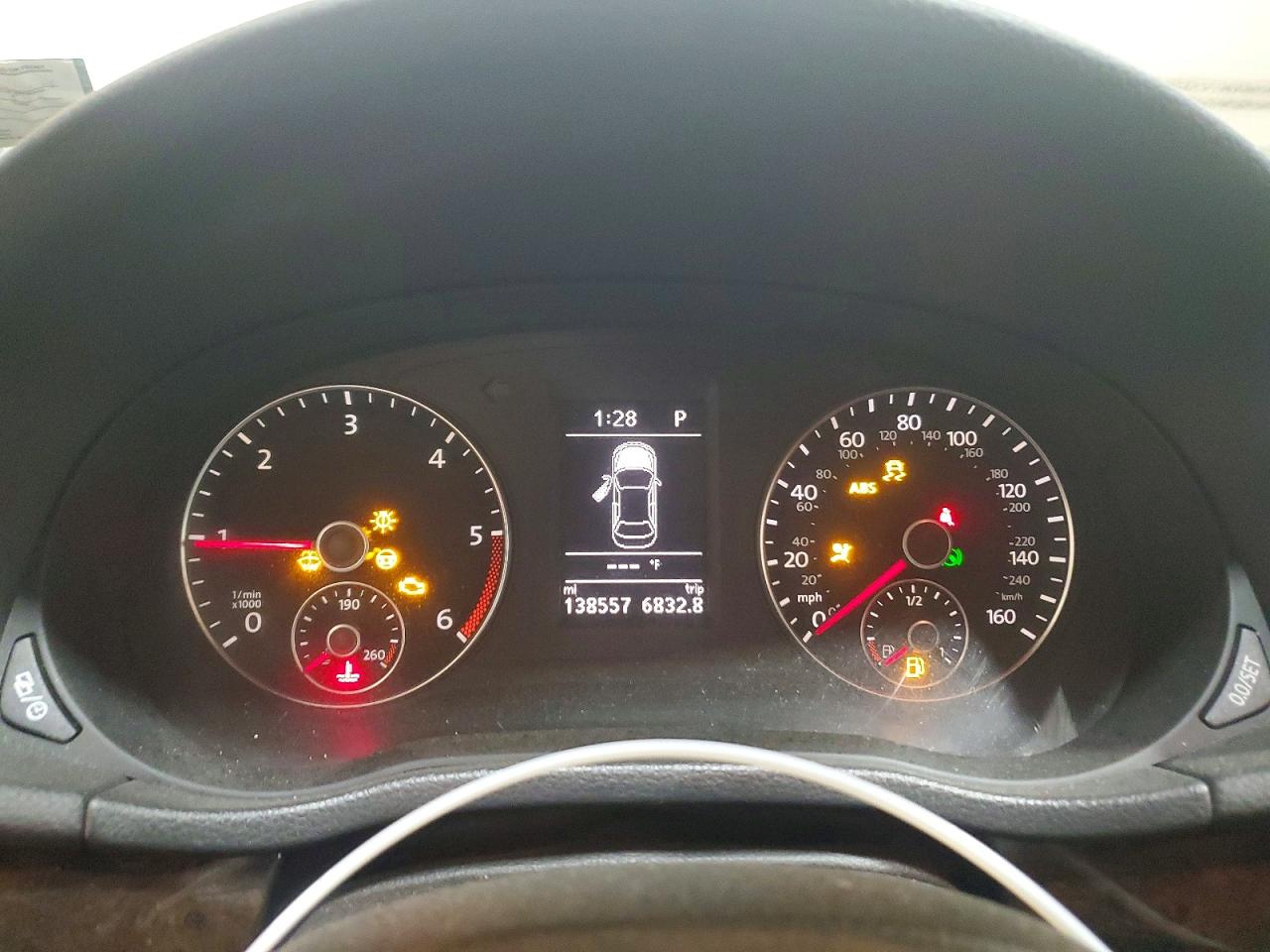 2014 VOLKSWAGEN PASSAT SEL photo 9