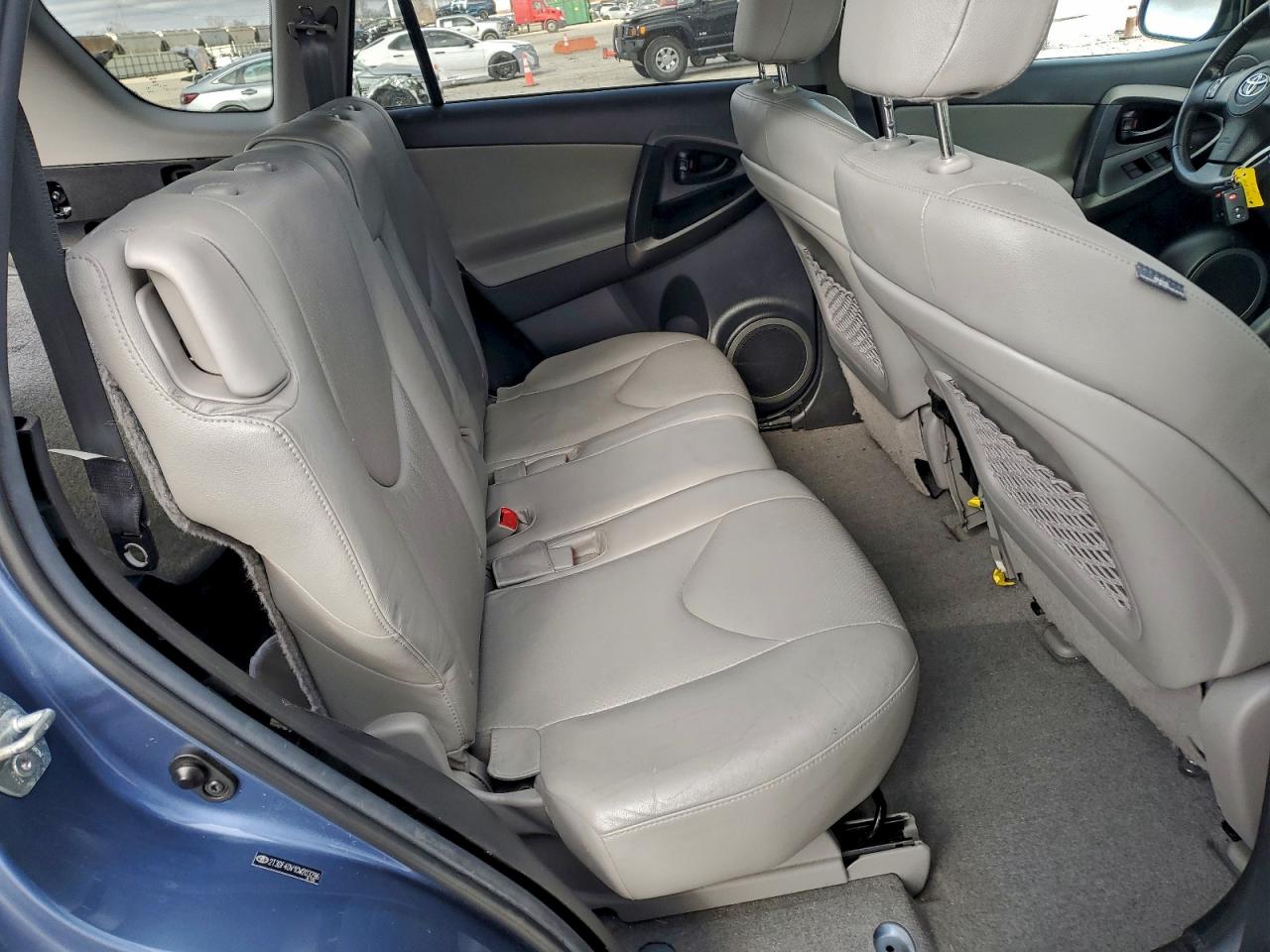 2012 TOYOTA RAV4 LIMITED photo 11