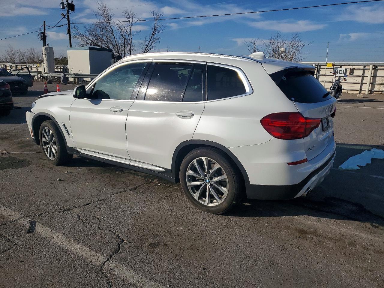 2019 BMW X3 XDRIVE30I photo 2