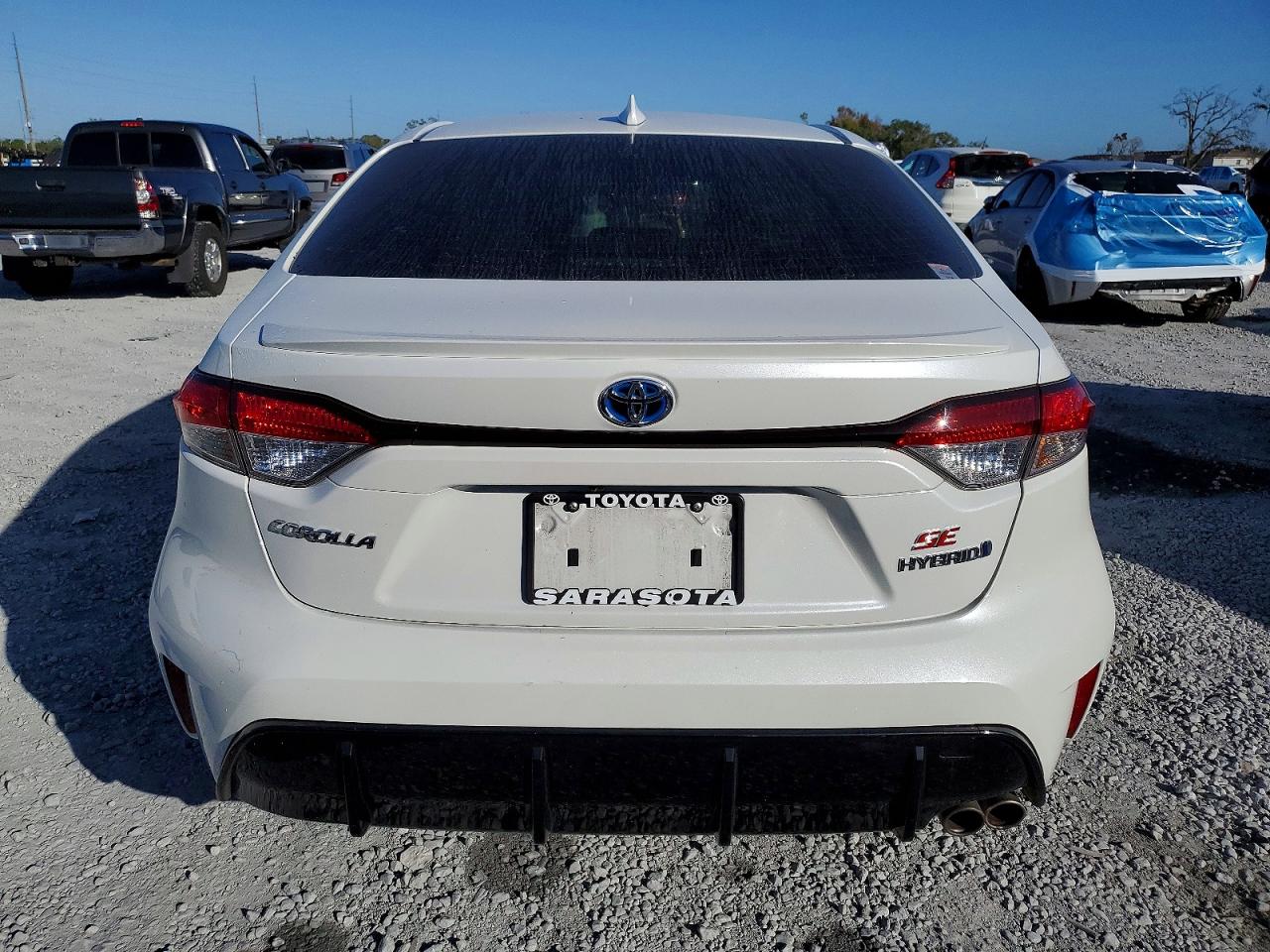 2024 TOYOTA COROLLA LE photo 6