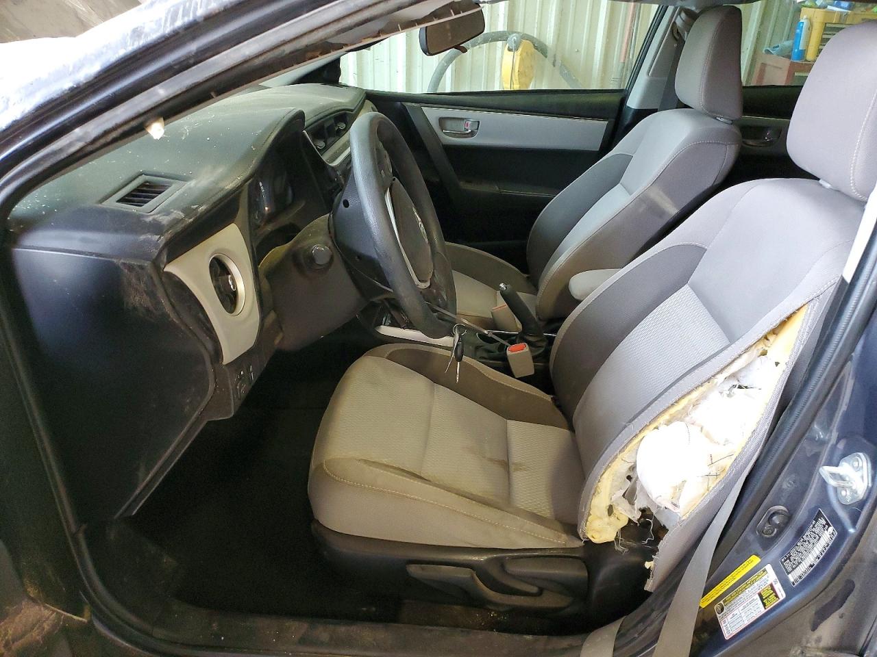 2017 TOYOTA COROLLA LE photo 7