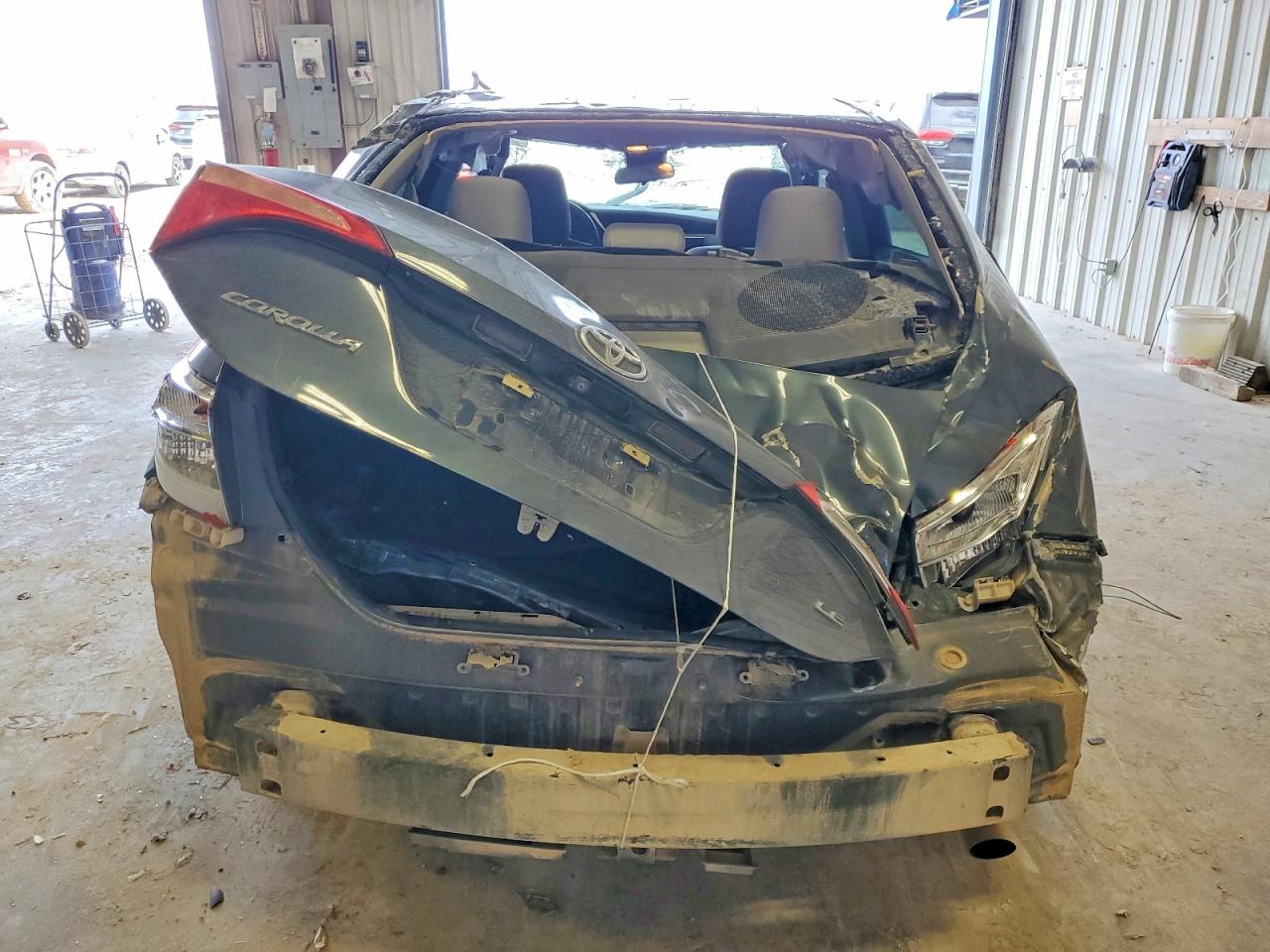 2017 TOYOTA COROLLA LE photo 6