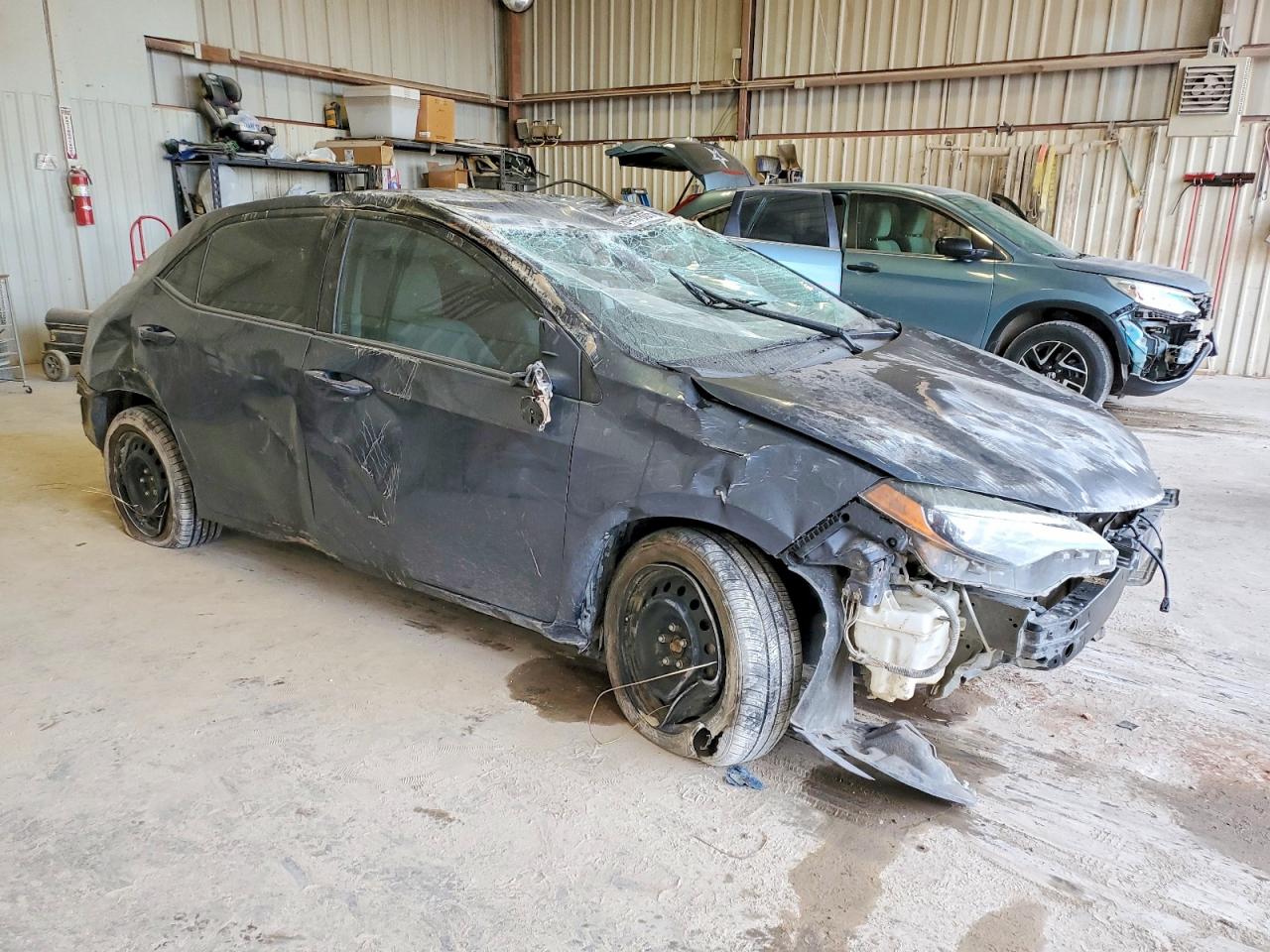 2017 TOYOTA COROLLA LE photo 4