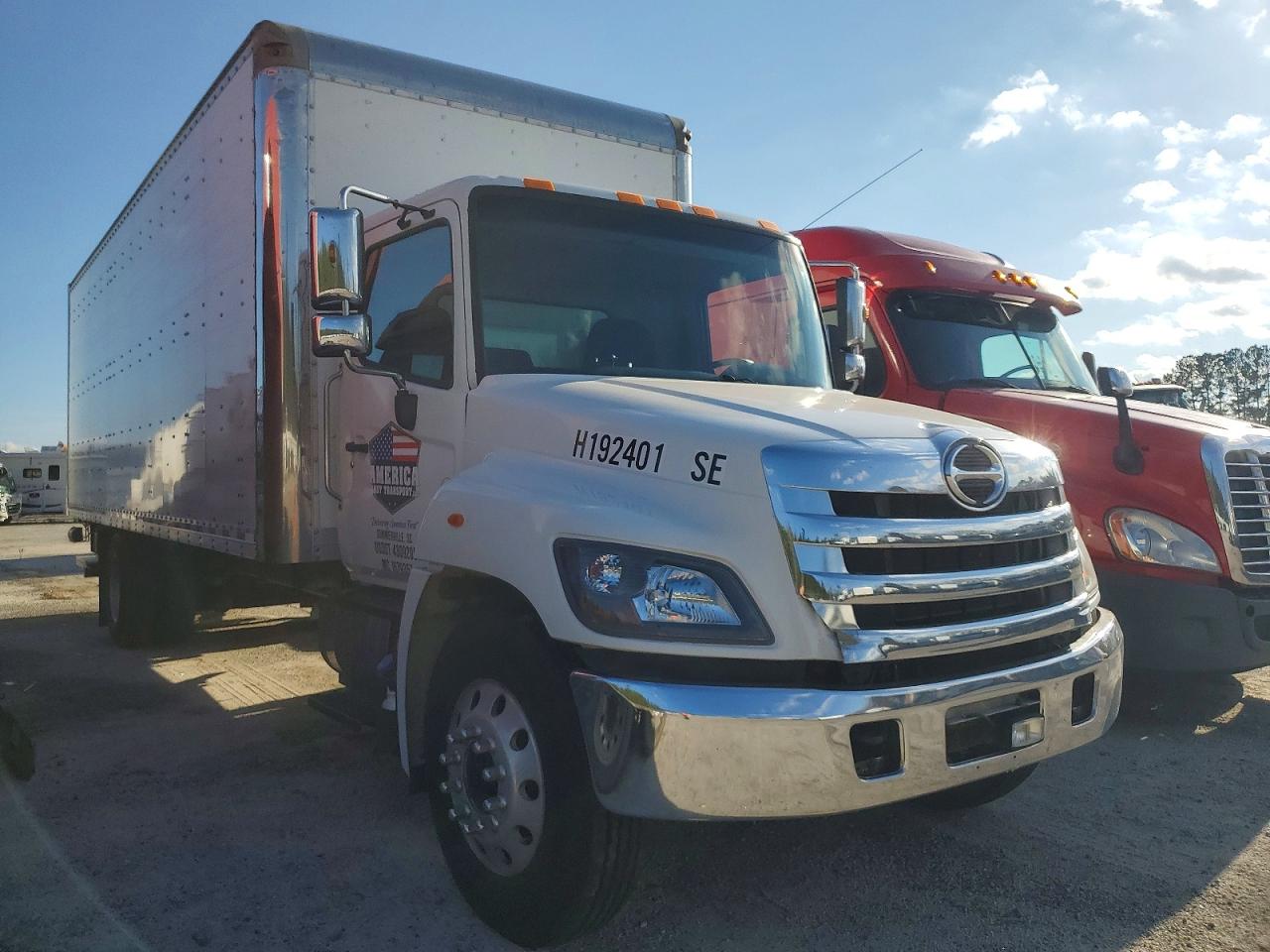 2019 HINO 268A BOX TRUCK photo 7