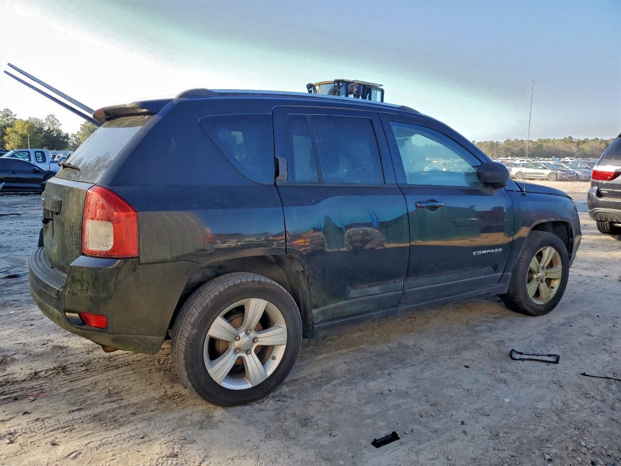 2012 JEEP COMPASS SPORT photo 3