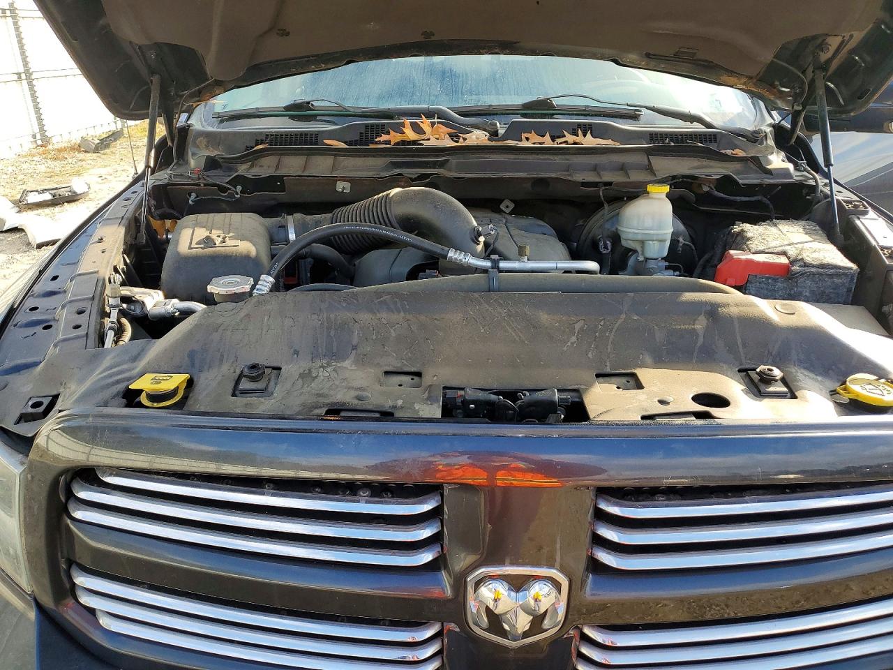 2015 RAM 1500 photo 11
