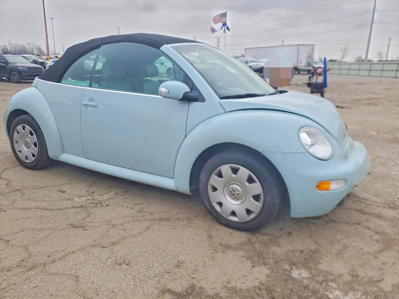 2005 VOLKSWAGEN NEW BEETLE GL photo 4