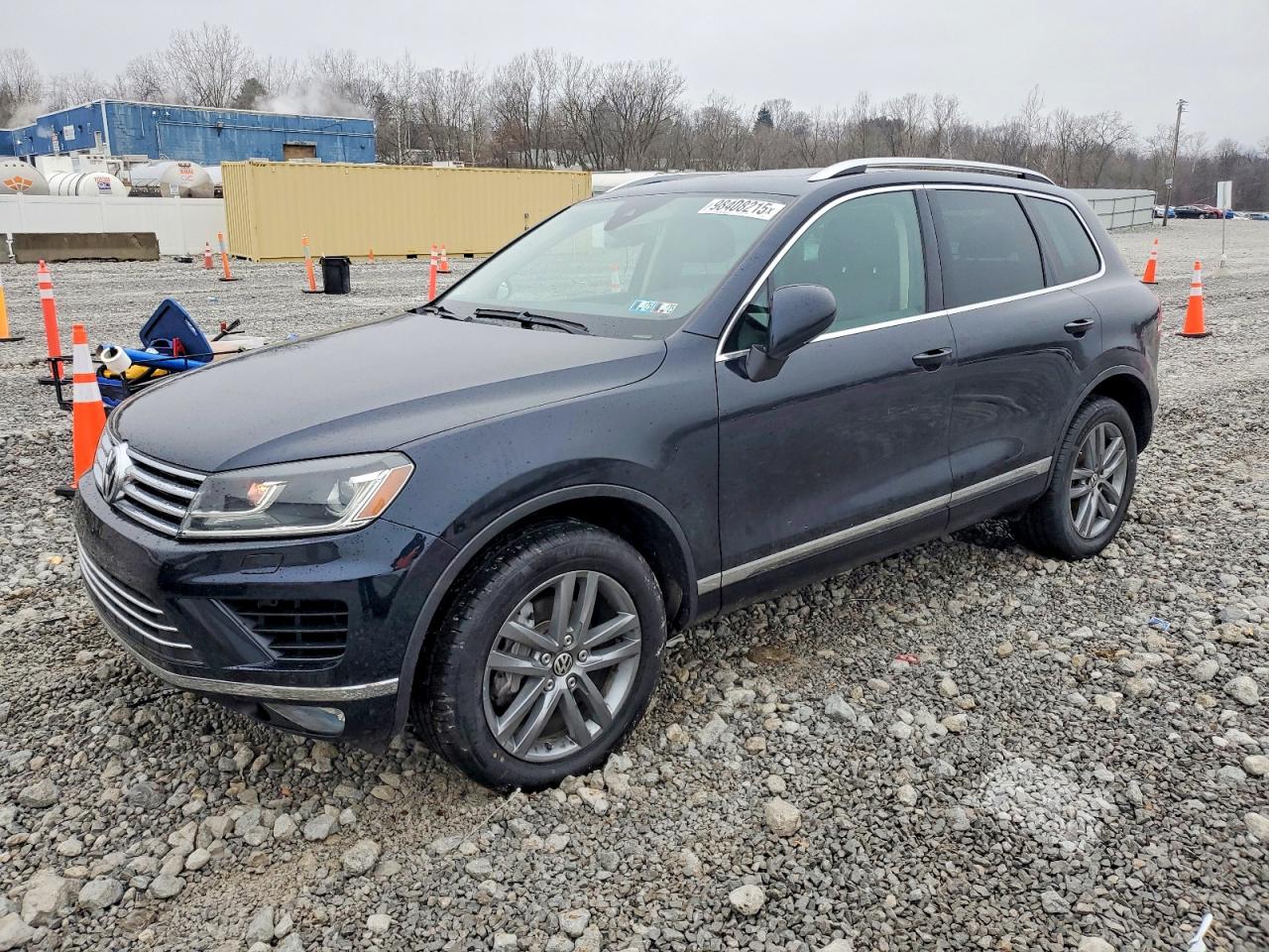 2016 VOLKSWAGEN TOUAREG
