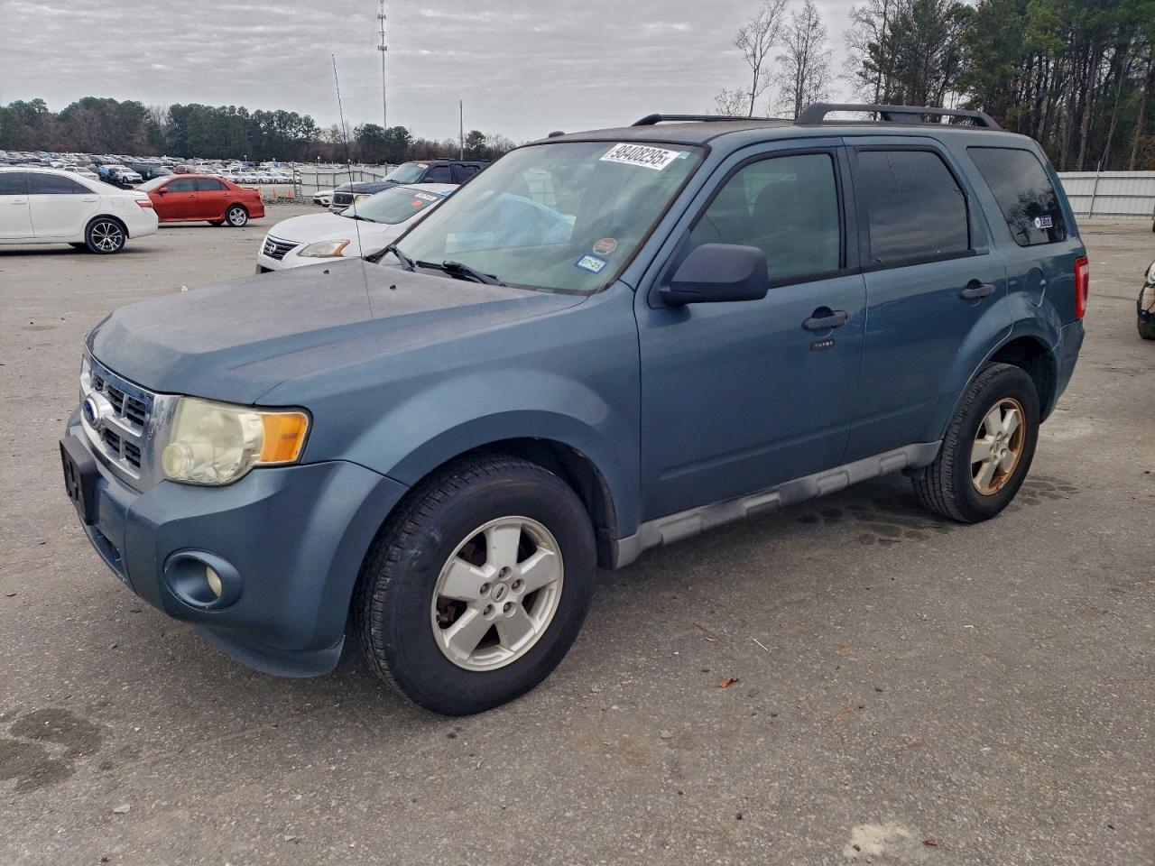2011 FORD ESCAPE