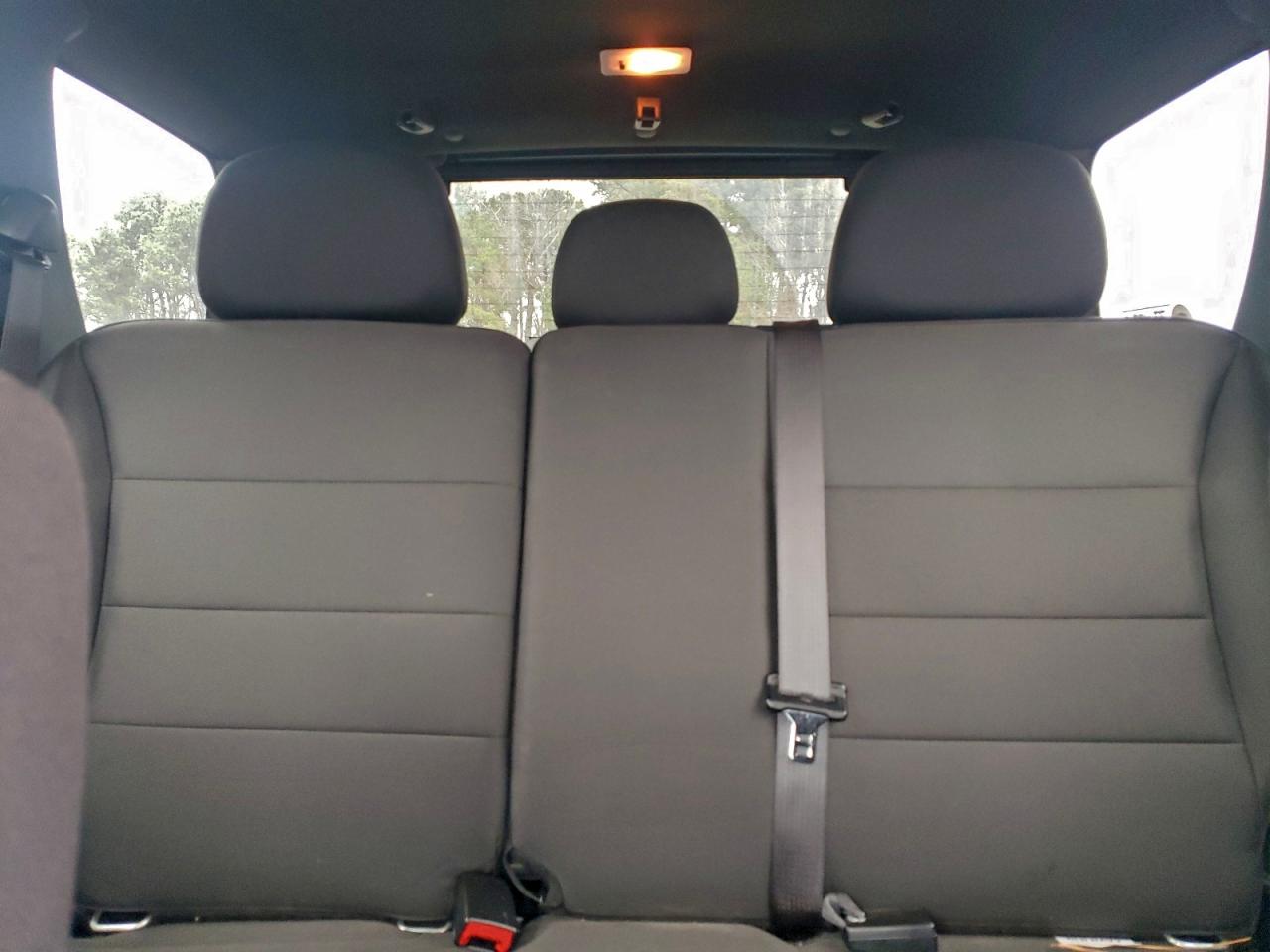 2011 FORD ESCAPE XLT photo 10