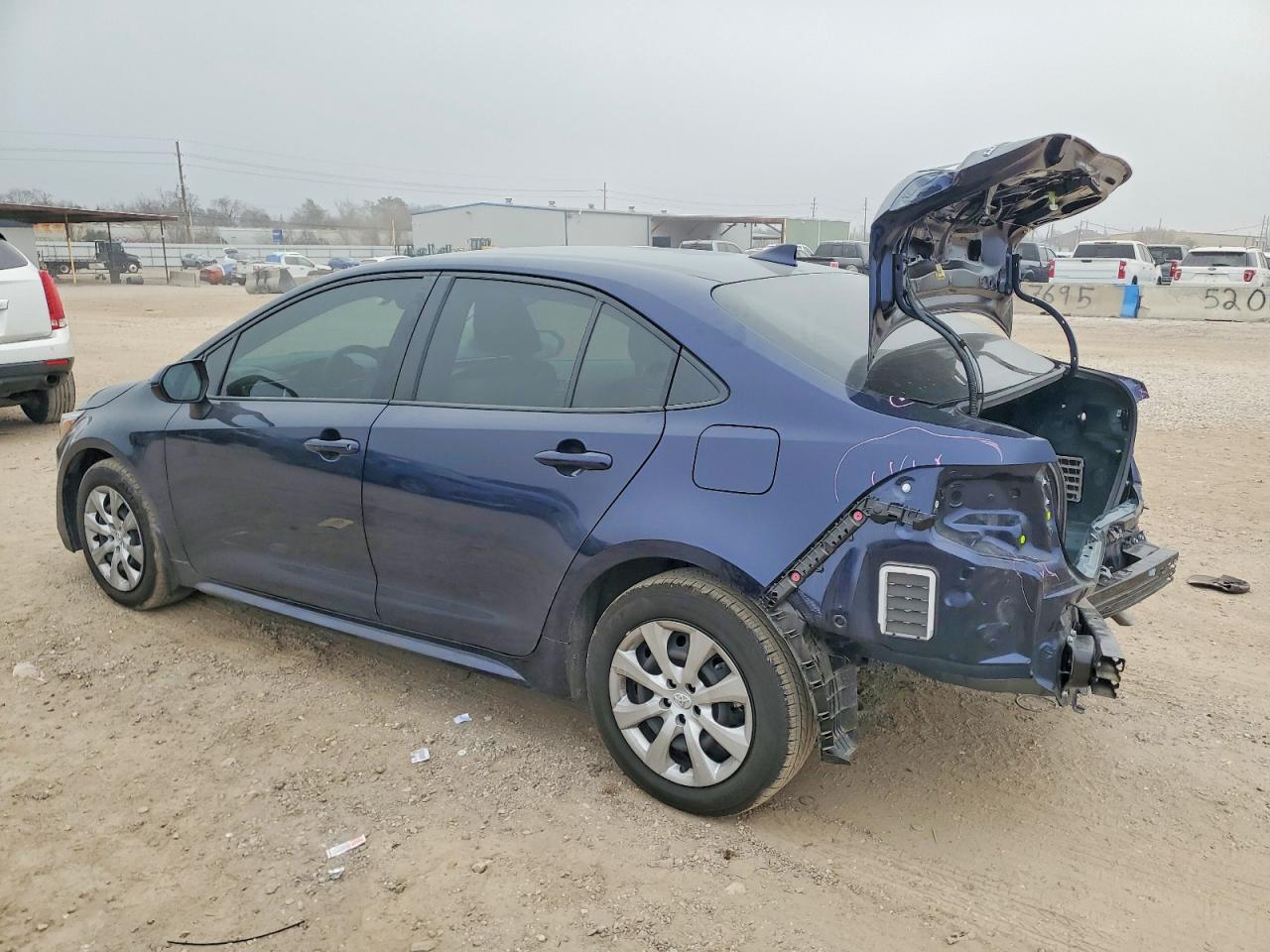2025 TOYOTA COROLLA LE photo 2