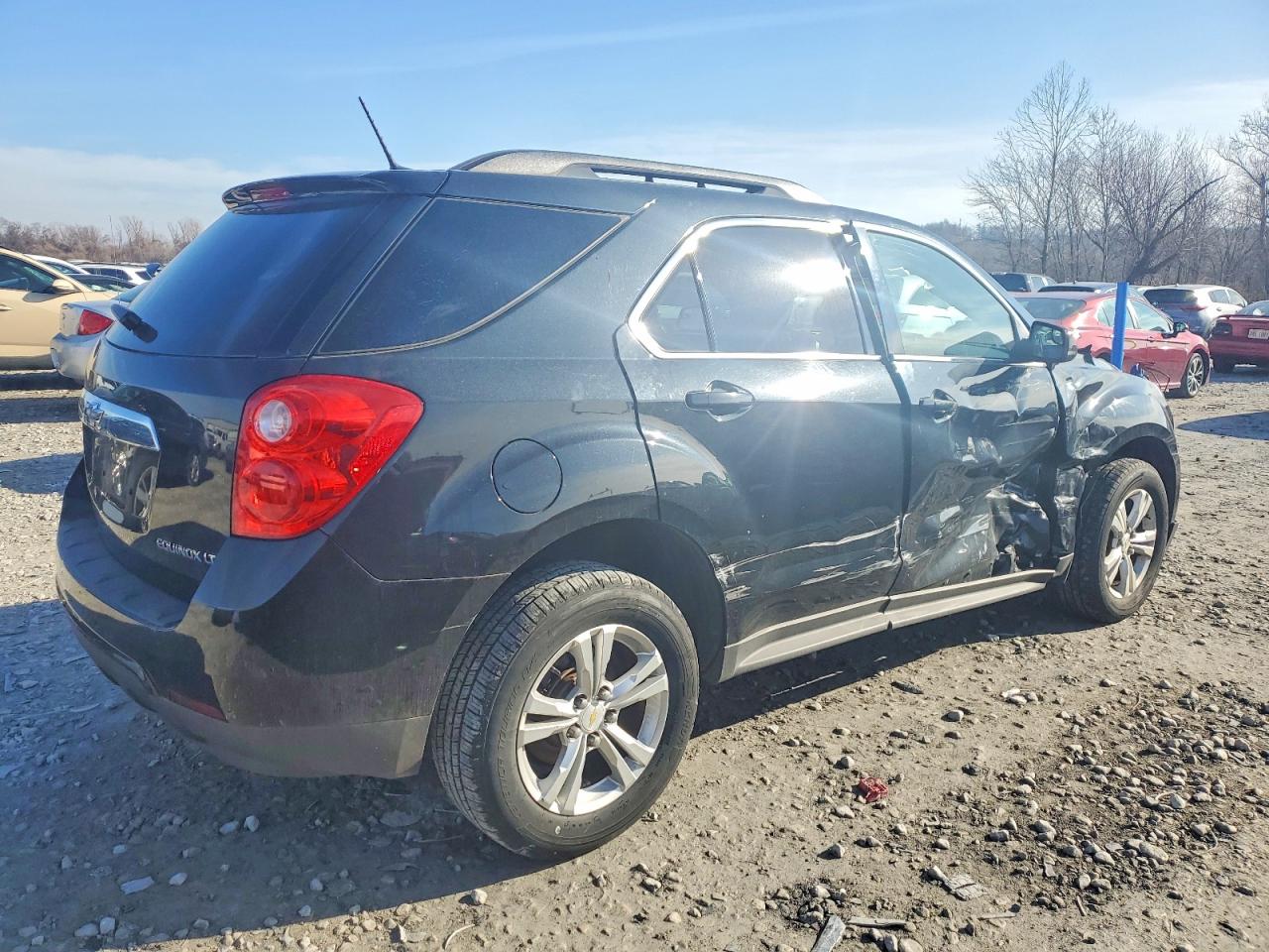 2013 CHEVROLET EQUINOX LT photo 3