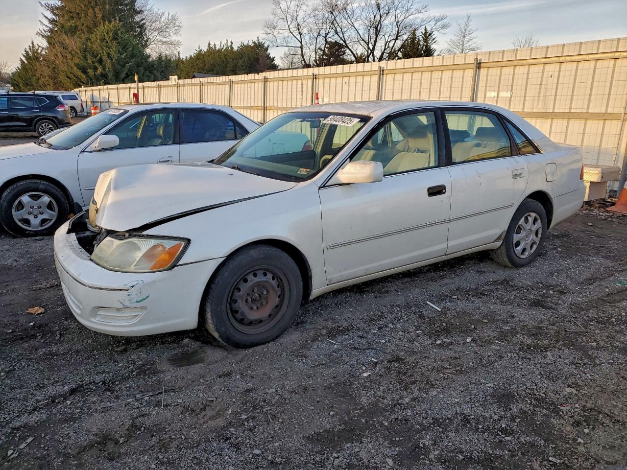 2000 TOYOTA AVALON