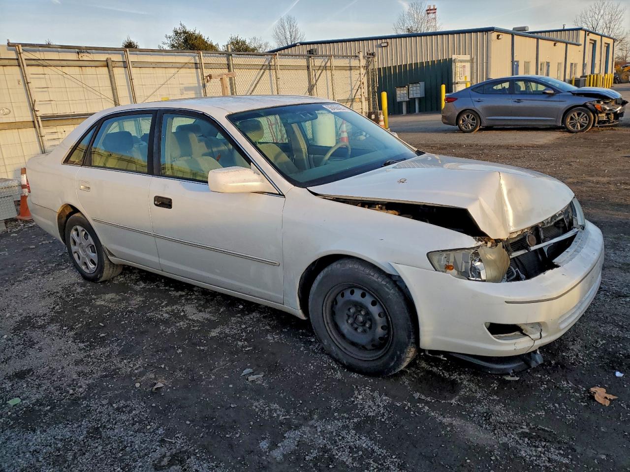 2000 TOYOTA AVALON XL photo 4