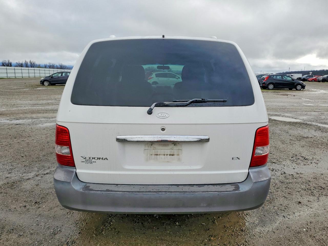 2003 KIA SEDONA EX photo 6