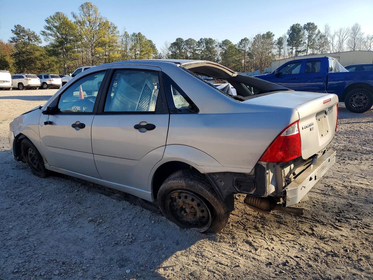 2007 FORD FOCUS ZX4 photo 2