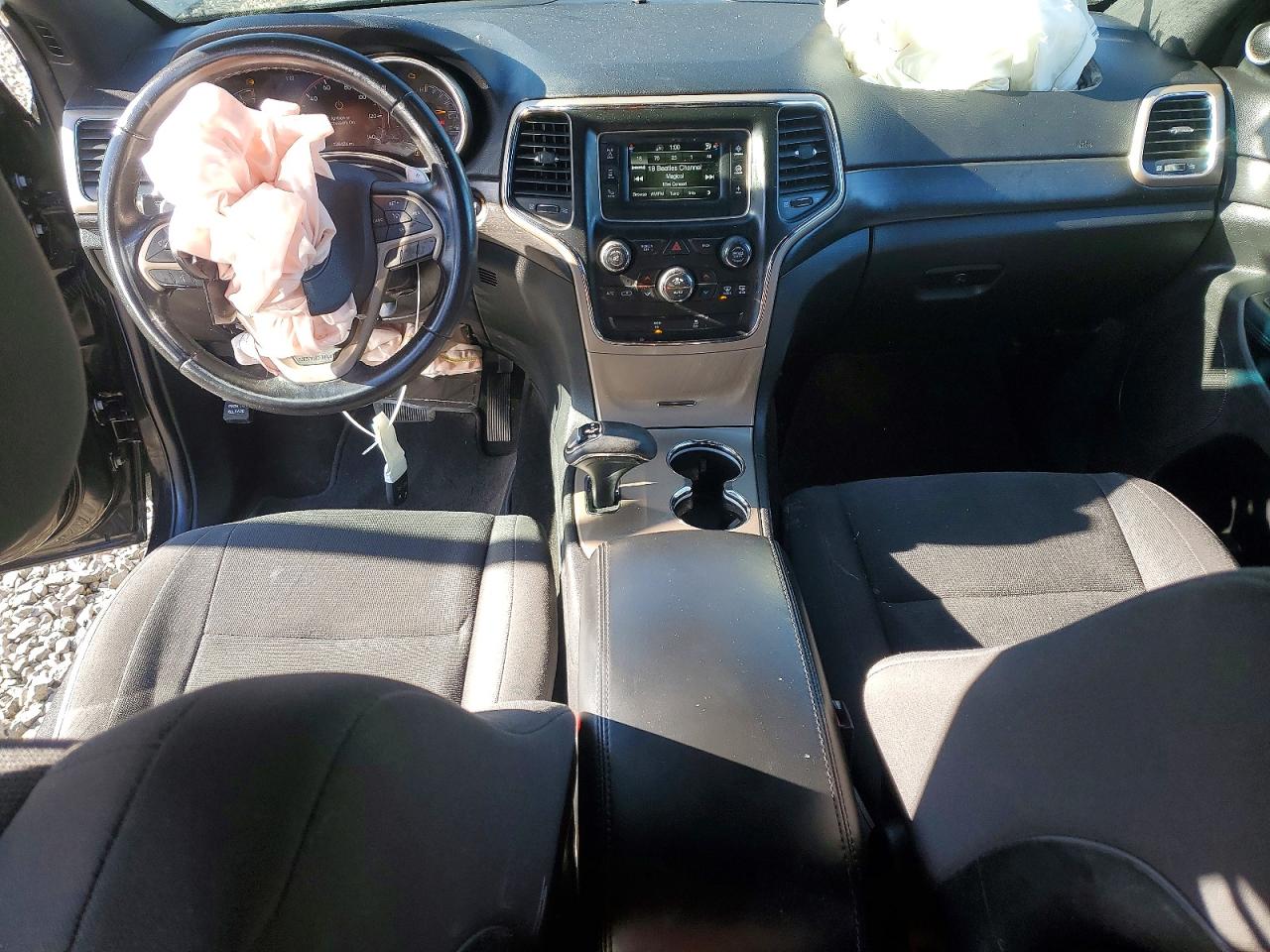 2015 JEEP GRAND CHEROKEE LAREDO photo 22
