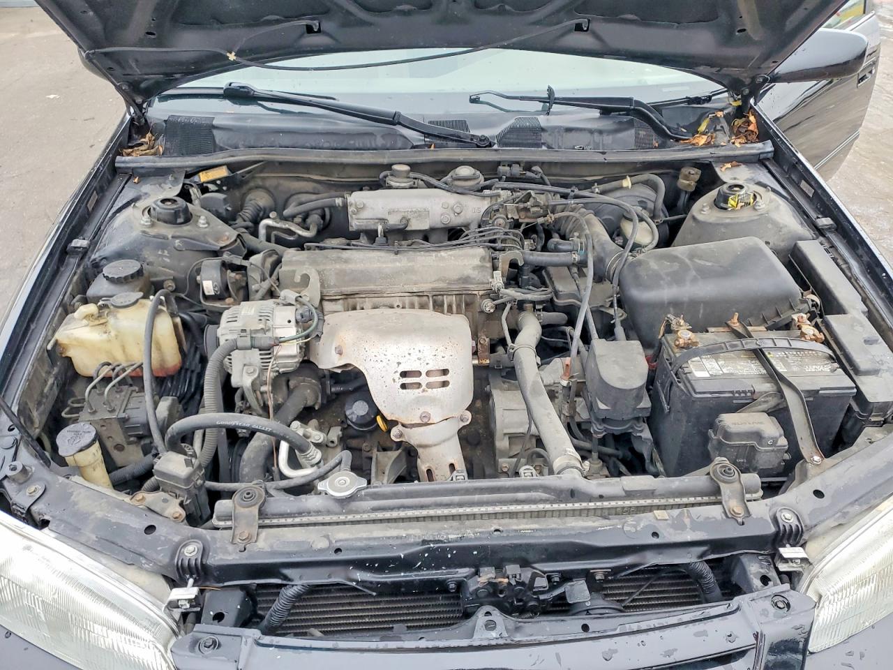 1999 TOYOTA CAMRY CE photo 11