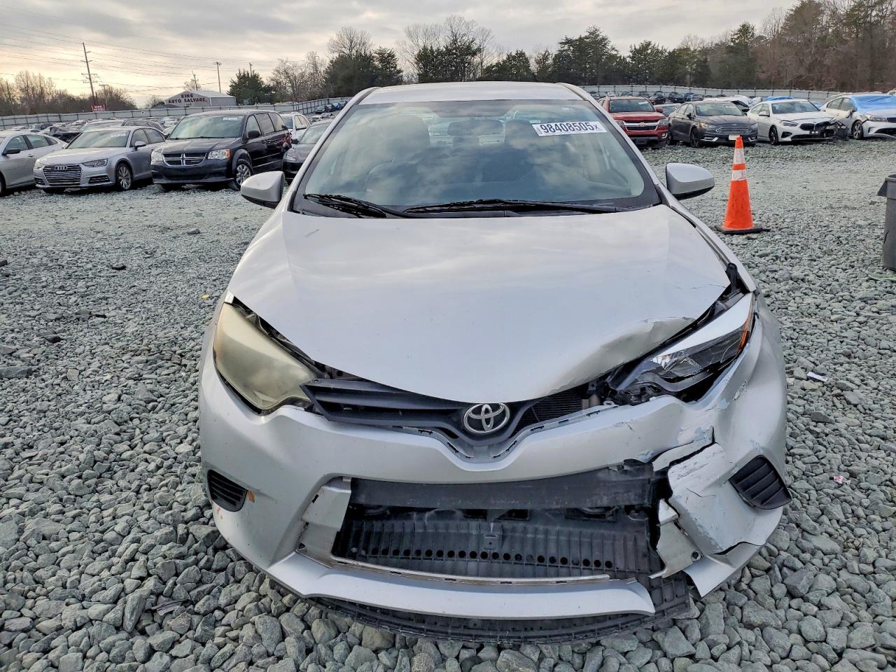 2014 TOYOTA COROLLA L photo 5