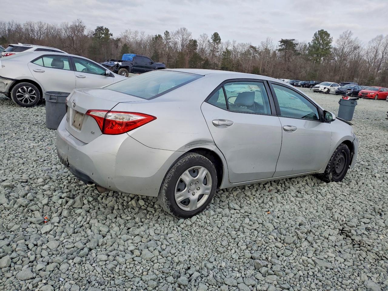 2014 TOYOTA COROLLA L photo 3