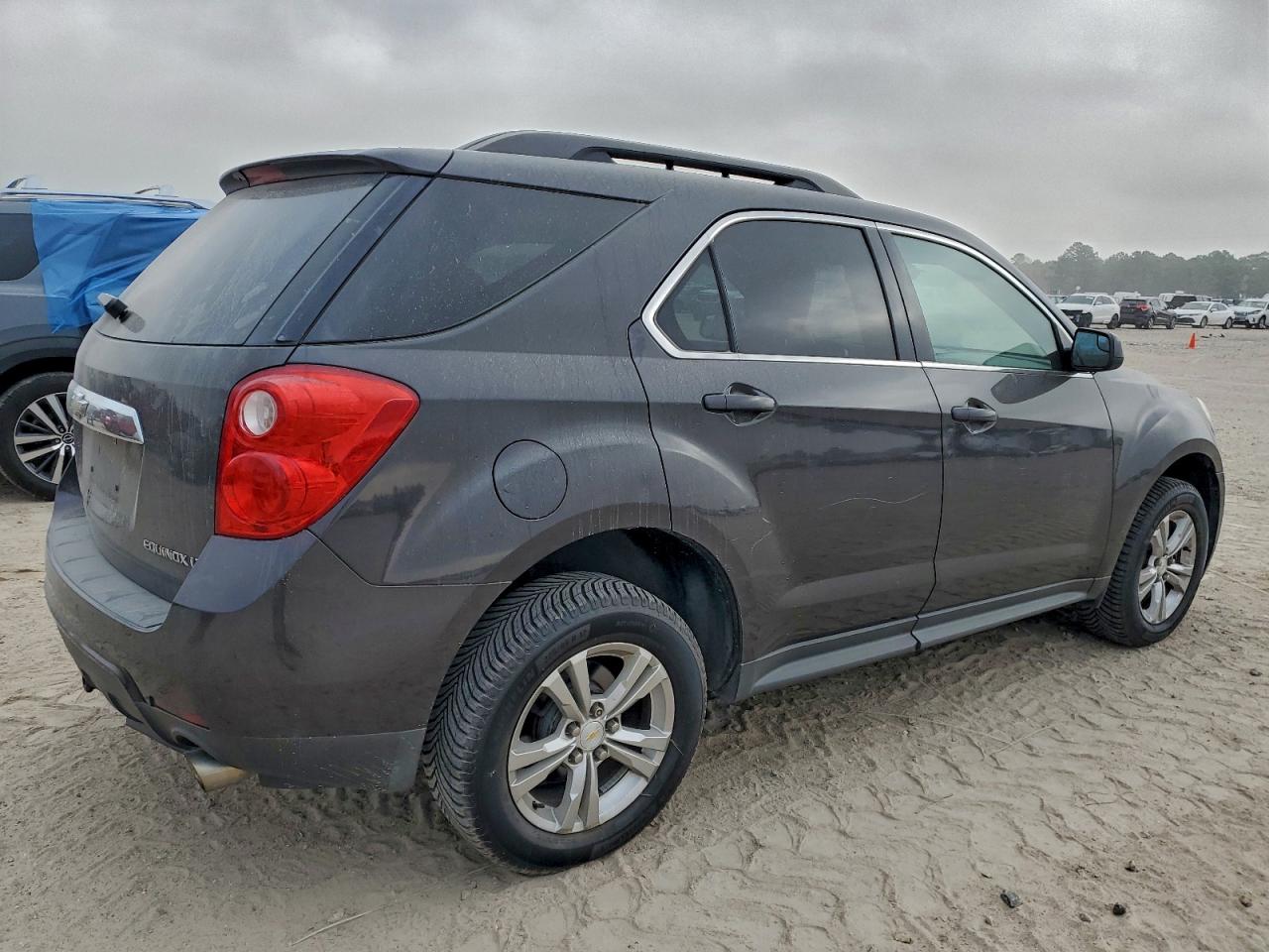 2013 CHEVROLET EQUINOX LT photo 3