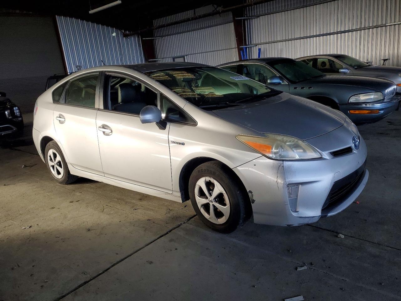 2013 TOYOTA PRIUS photo 4