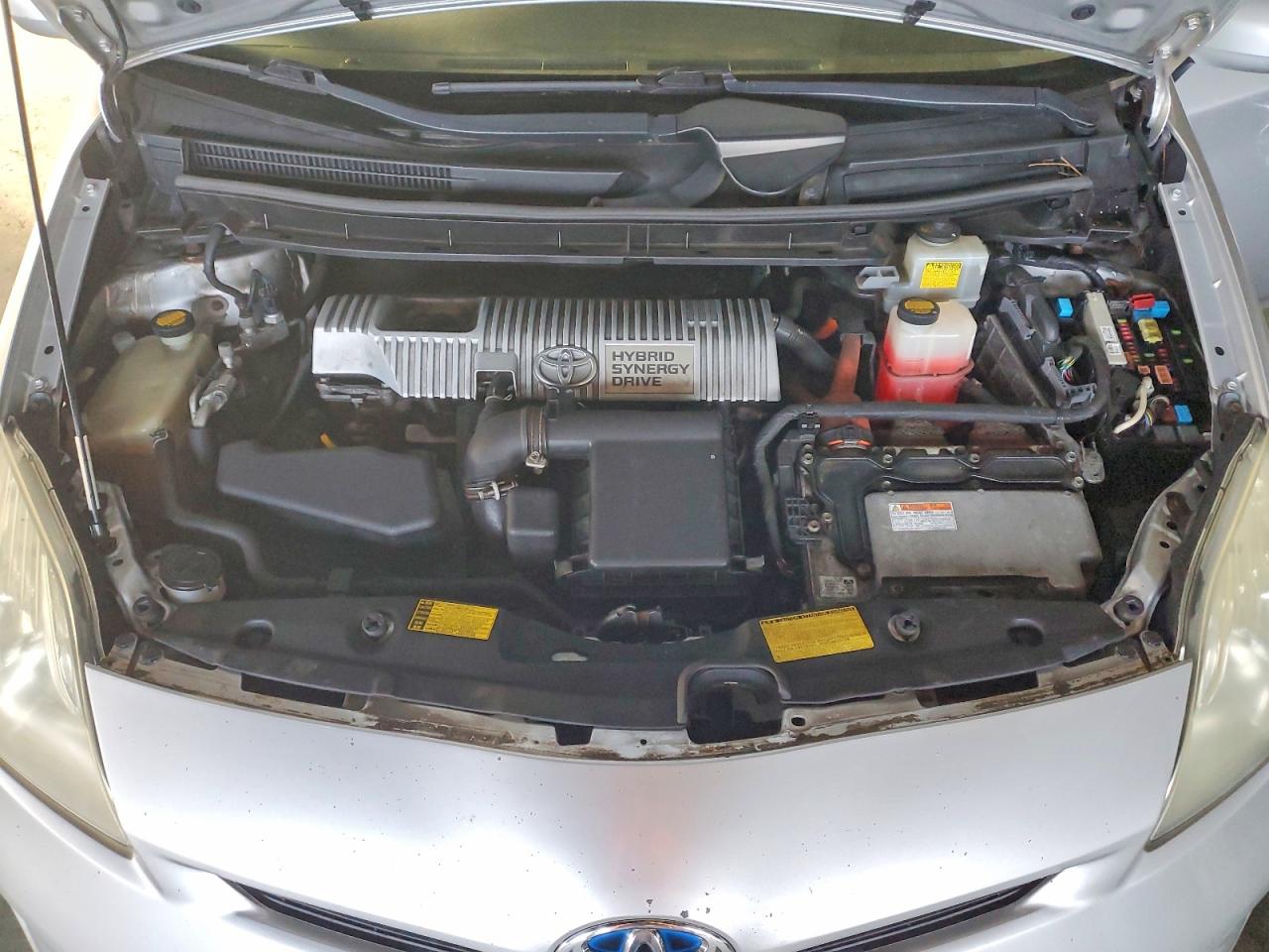 2013 TOYOTA PRIUS photo 11