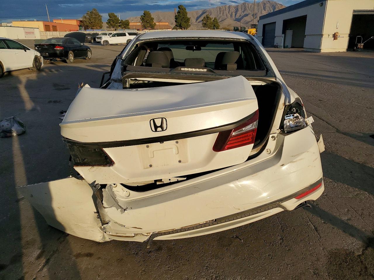 2017 HONDA ACCORD SPORT photo 6