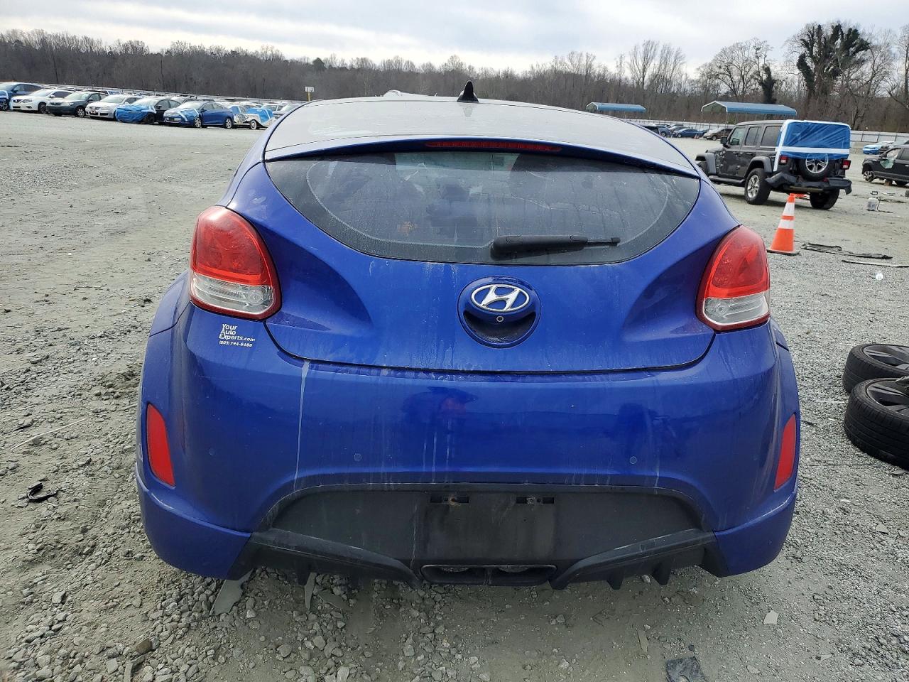 2012 HYUNDAI VELOSTER photo 6