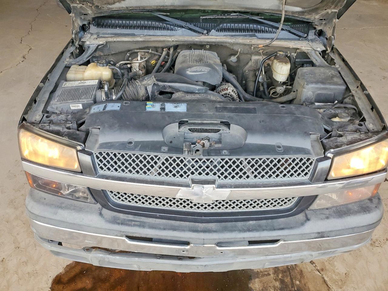 2003 CHEVROLET SILVERADO C1500 HEAVY DUTY photo 11