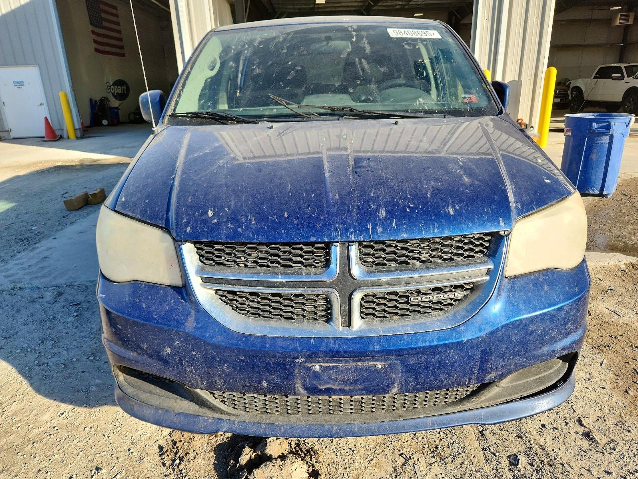 2011 DODGE GRAND CARAVAN MAINSTREET photo 5