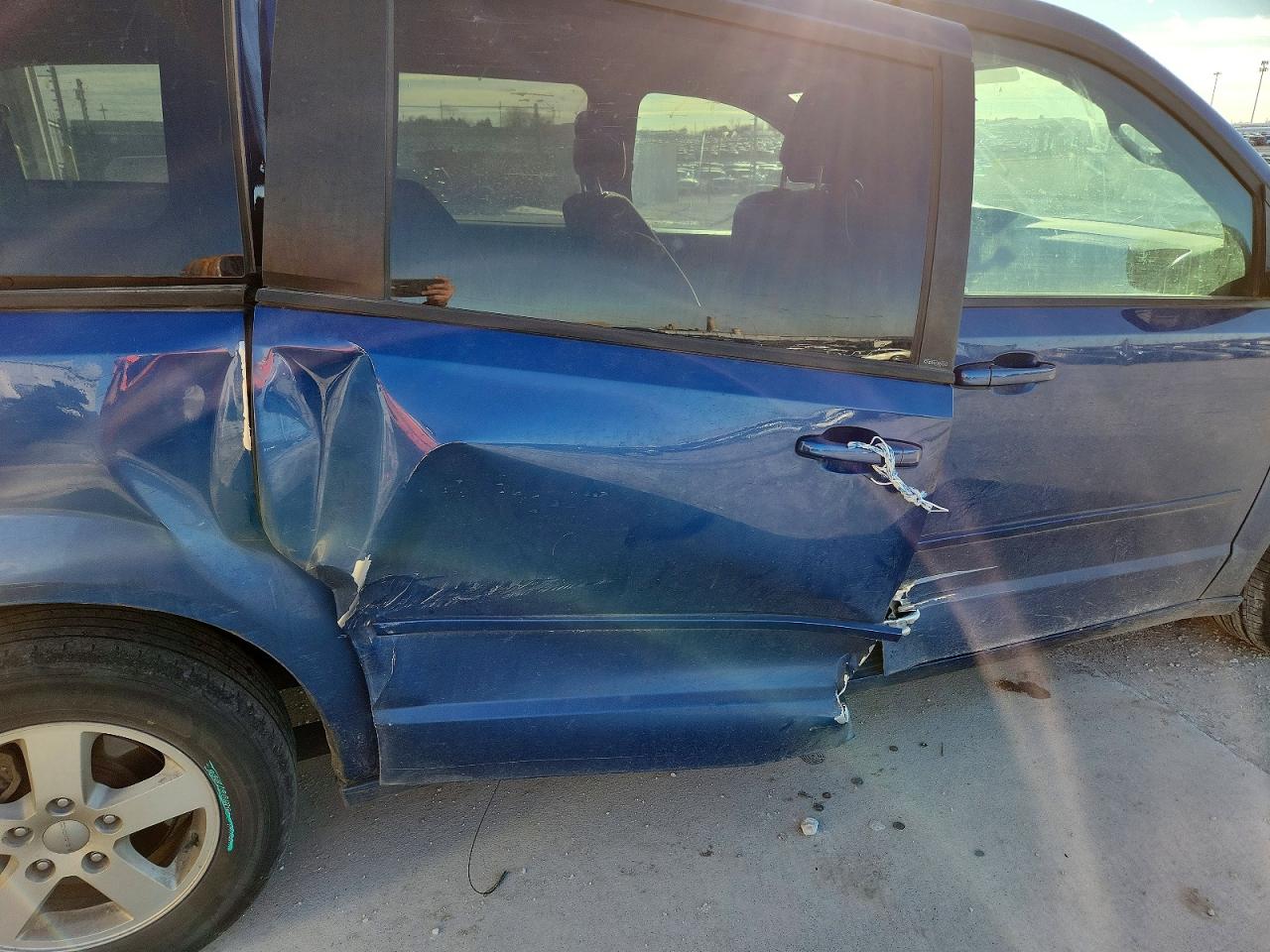 2011 DODGE GRAND CARAVAN MAINSTREET photo 11