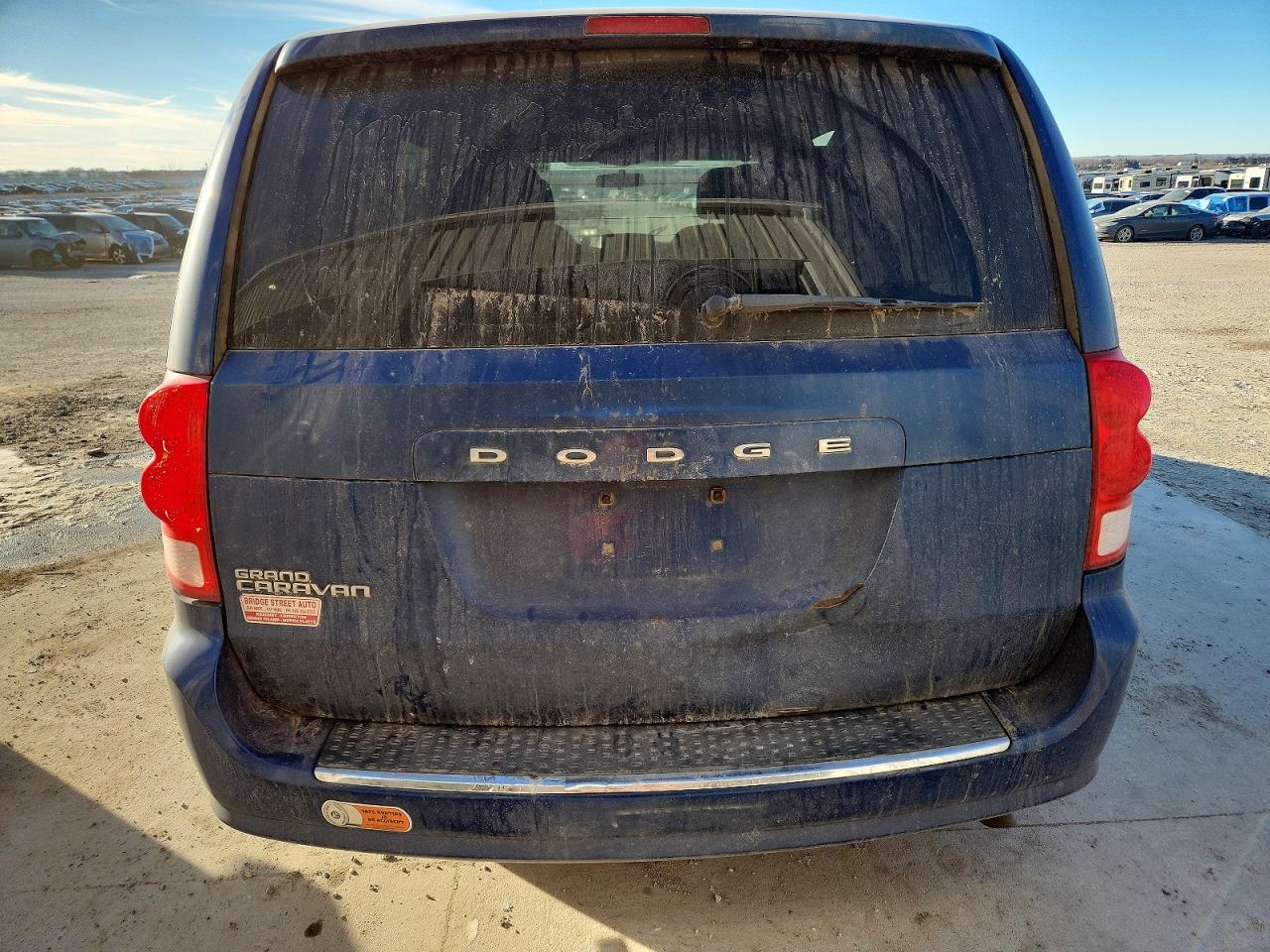 2011 DODGE GRAND CARAVAN MAINSTREET photo 6