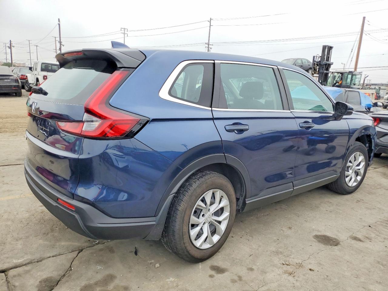 2024 HONDA CR-V LX photo 3
