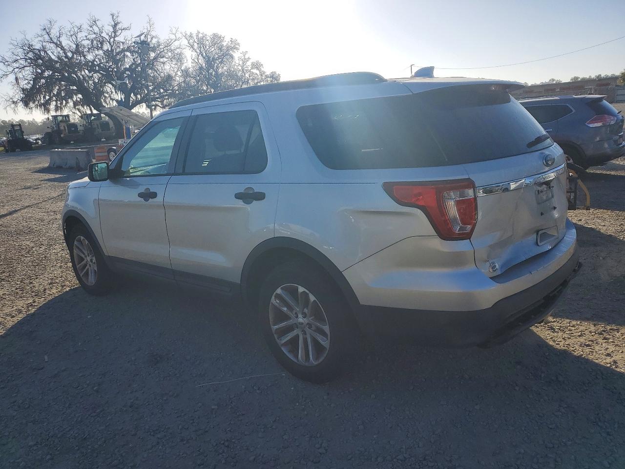 2016 FORD EXPLORER photo 2