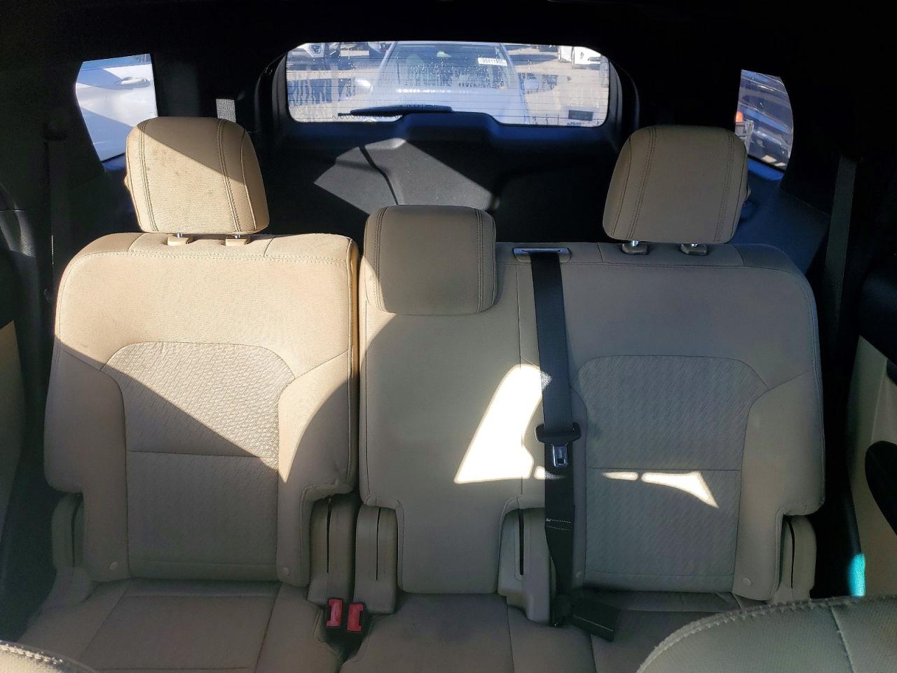 2016 FORD EXPLORER photo 10
